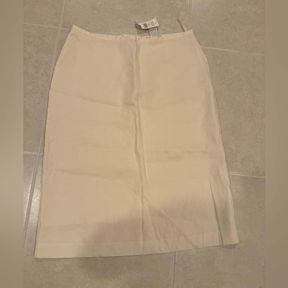 NEW With Tag Banana Republic Silk Knee High Skirt Size 10